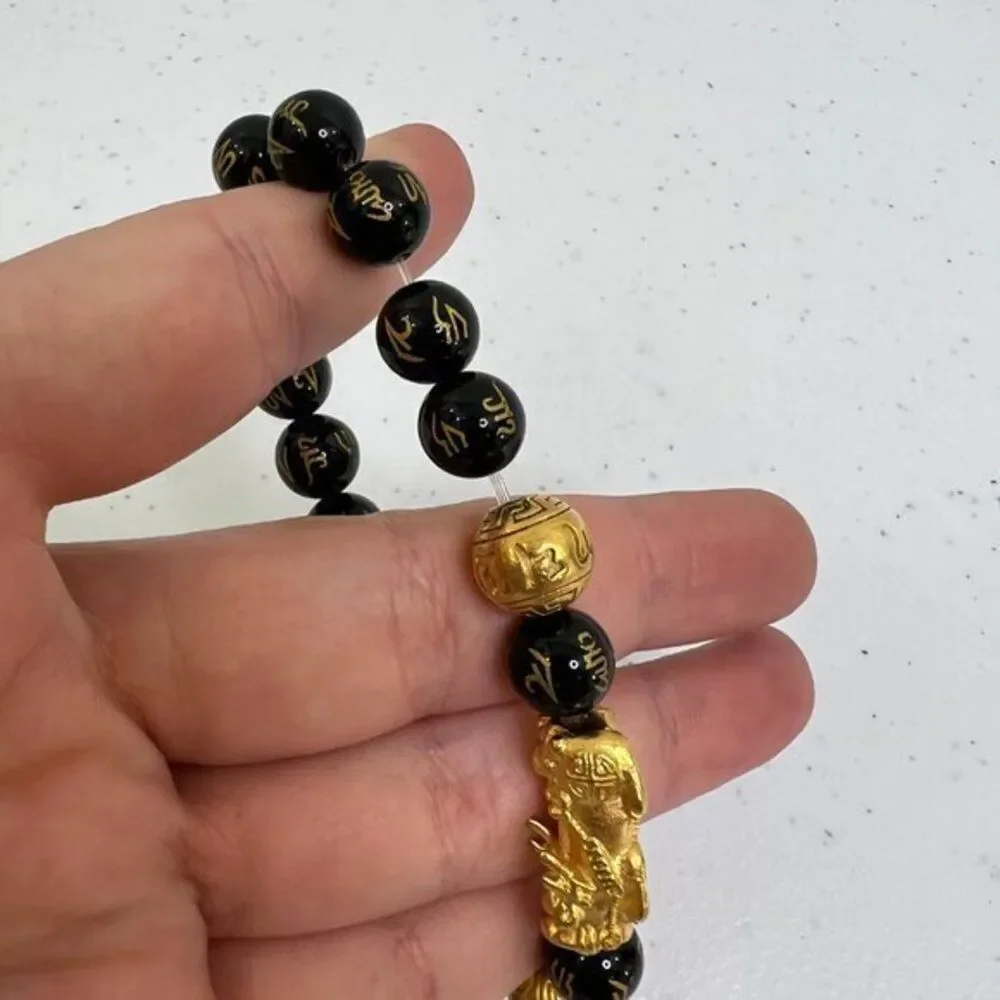 Pixiu Feng Shui Abundance Protection Bracelet Gold Letters Black Bead Stretch Us